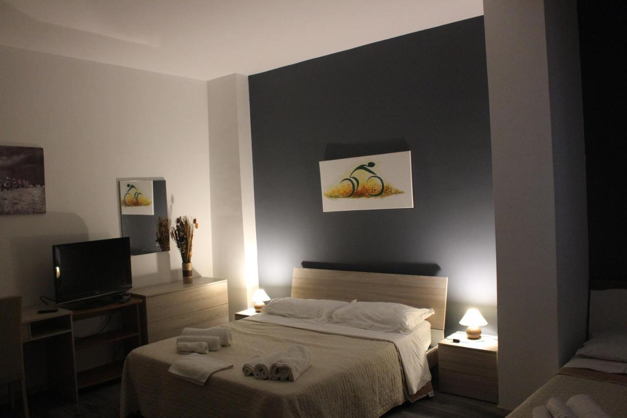 Triathlon B&B Lecce Exterior foto
